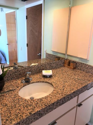 The Bird's Nest Vacation Rentals: 403 Gulf Dr S, Bradenton Beach, FL 34217